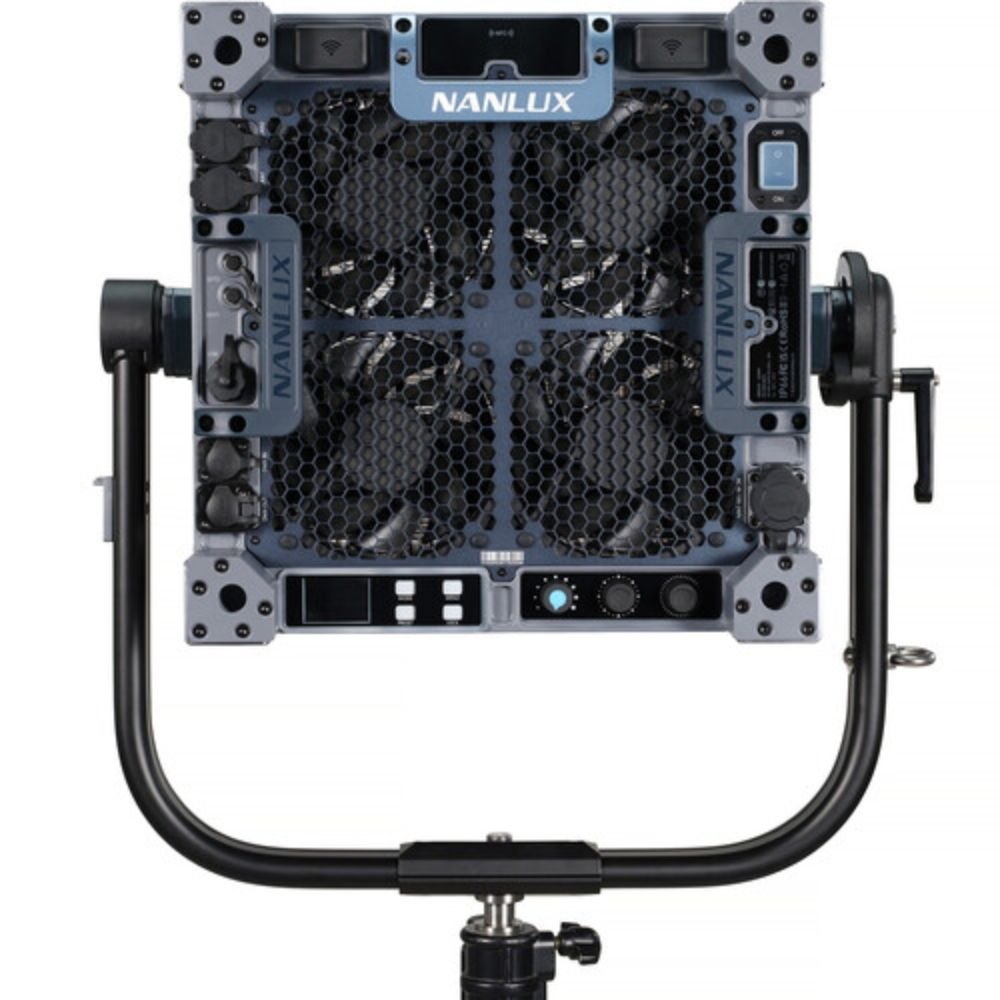 Matrix 2500b Bi-color Spot Light | Spotx Nanlux Matrix 2500b Bi-color Spot Light