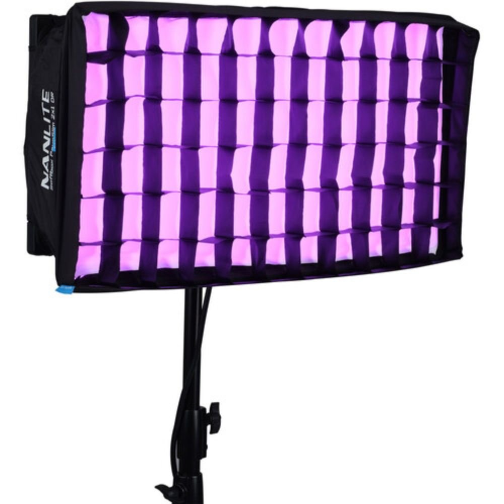 Nanlite Pavoslim120c Light