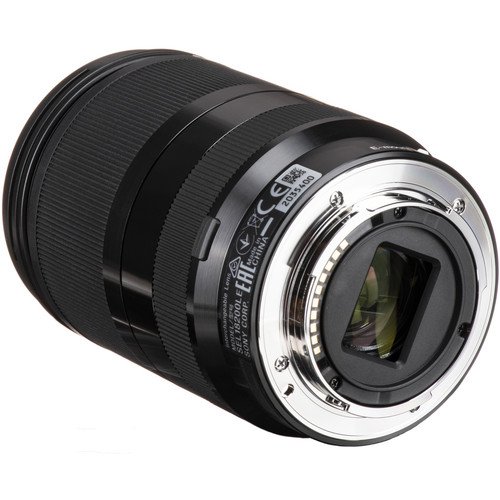 E 18–200mm F3.5–6.3 OSS LE Lens